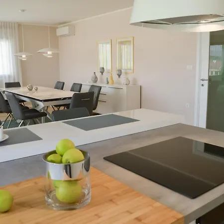 Rova Apartment Malinska Kültér fotó