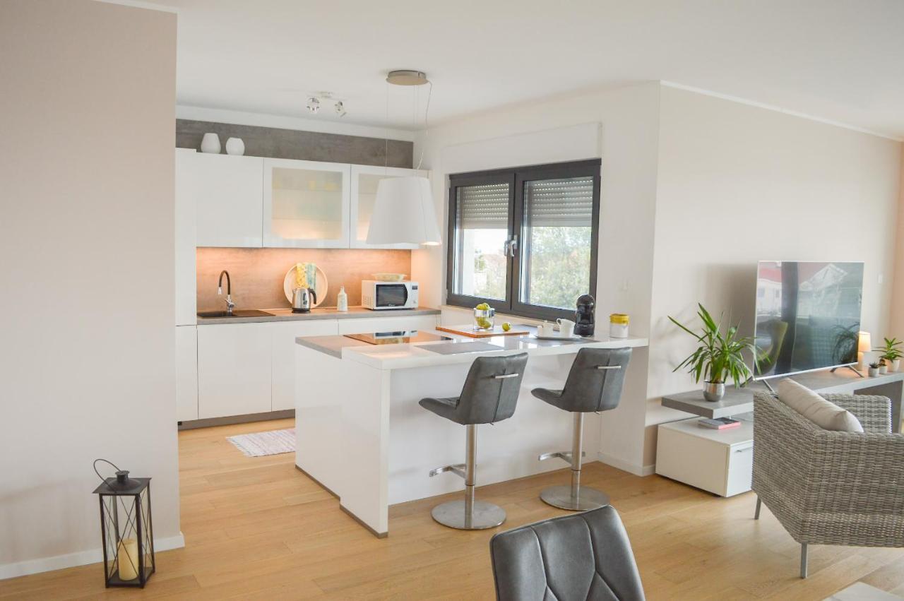 Rova Apartment *