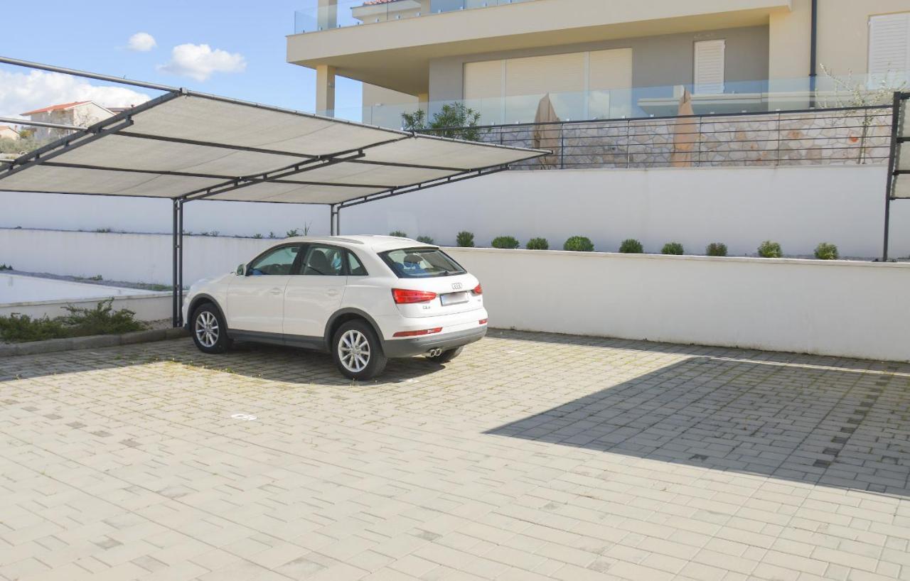 Apartment Rova Malinska